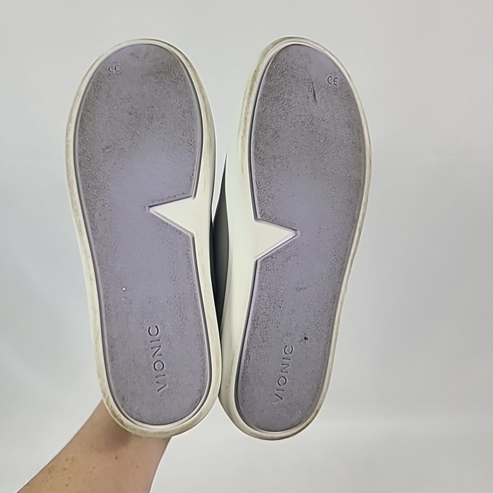 Vionic Paisley Leather Casual Sneaker Shoe Womens Size 8 Gray White - Picture 9 of 10
